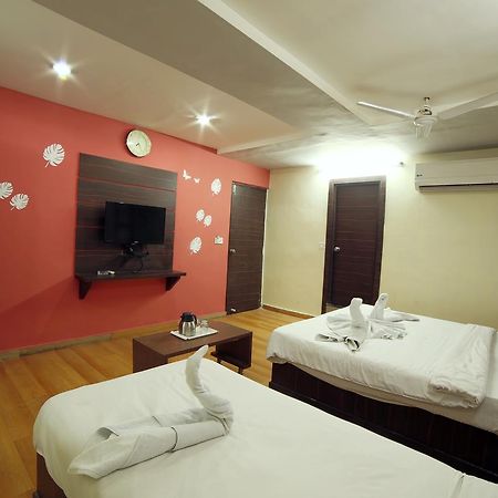 אחמדאבאד Hotel Avion Inn מראה חיצוני תמונה