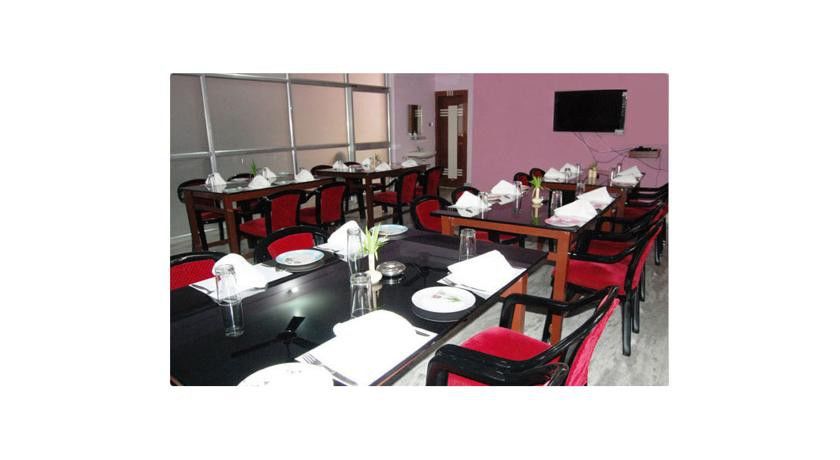 אחמדאבאד Hotel Avion Inn מראה חיצוני תמונה